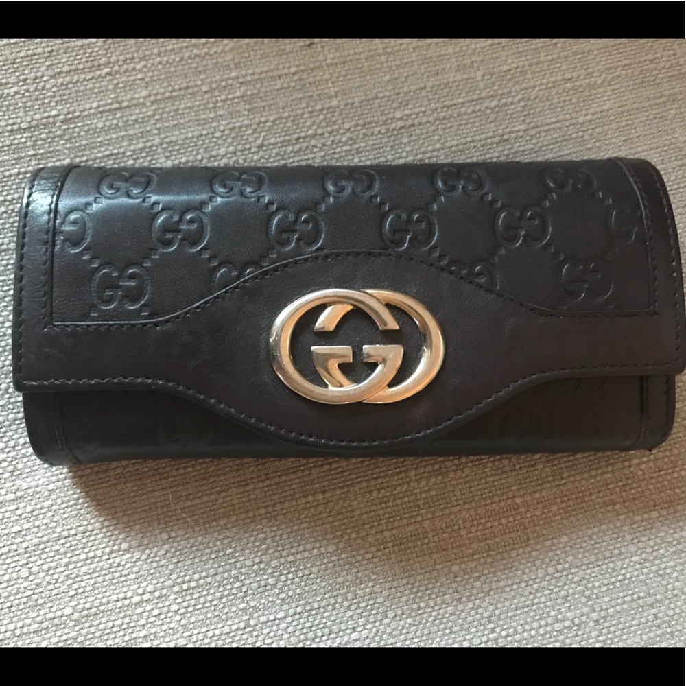 GUCCI  Continental wallet...100% authentic!